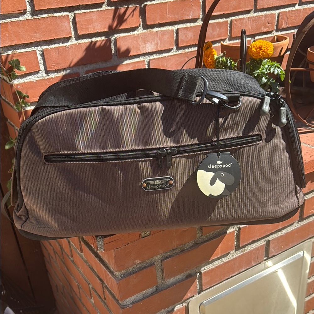 Brown and Black pet travel bag by Sleepypod
